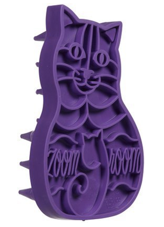 Illustration for article titled Stupid Shit I've Bought for My Cat in an Attempt to Make Her Love Me